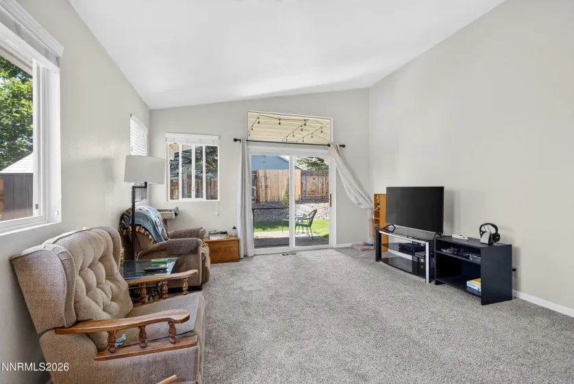 1535 Springfield Park, Reno, Nevada 89523, 3 Bedrooms Bedrooms, ,2 BathroomsBathrooms,Residential,Residential,Springfield Park,0,260011896