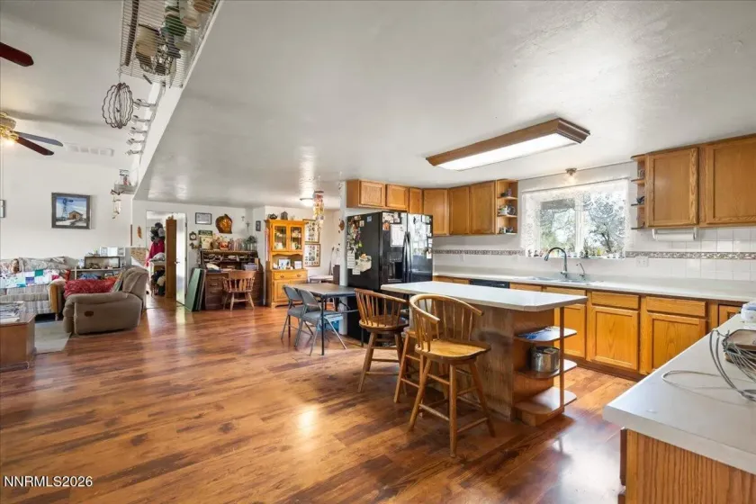 4520 Solias, Fallon, Nevada 89406, 3 Bedrooms Bedrooms, ,2 BathroomsBathrooms,Residential,Residential,Solias,0,260011905