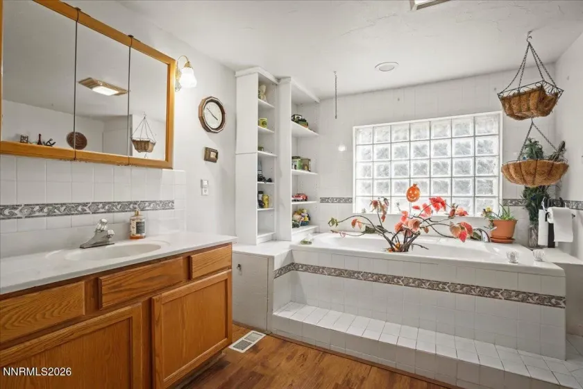 4520 Solias, Fallon, Nevada 89406, 3 Bedrooms Bedrooms, ,2 BathroomsBathrooms,Residential,Residential,Solias,0,260011905