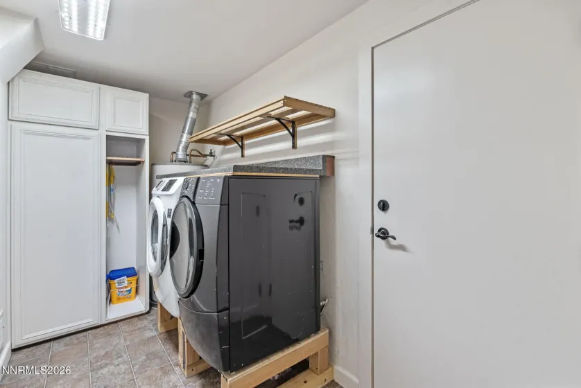 4530 Noche, Reno, Nevada 89502, 3 Bedrooms Bedrooms, ,2 BathroomsBathrooms,Residential,Residential,Noche,0,260011904