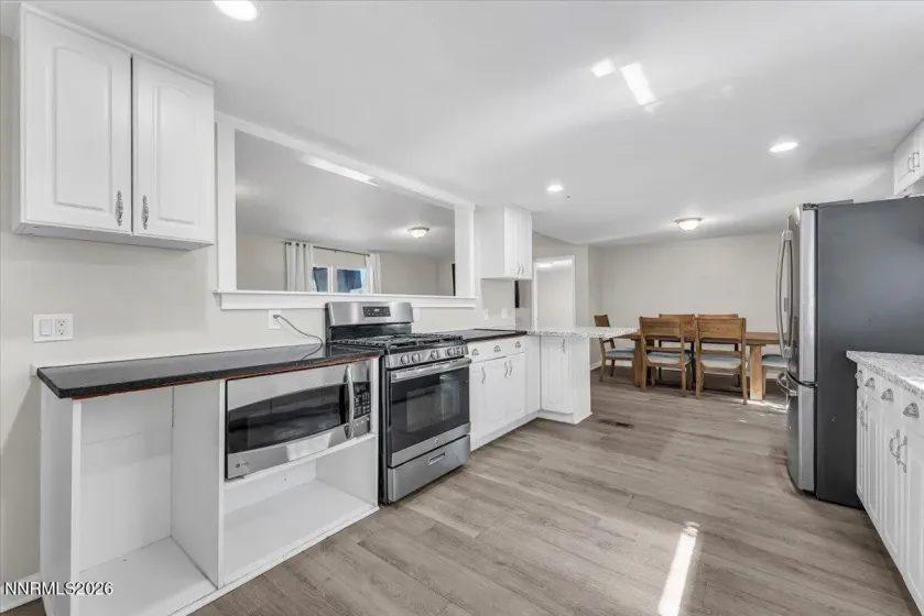5640 Duclercque, Sun Valley, Nevada 89433, 3 Bedrooms Bedrooms, ,2 BathroomsBathrooms,Residential,Residential,Duclercque,0,260011906