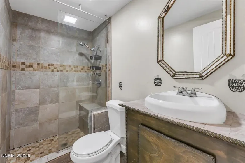 5640 Duclercque, Sun Valley, Nevada 89433, 3 Bedrooms Bedrooms, ,2 BathroomsBathrooms,Residential,Residential,Duclercque,0,260011906