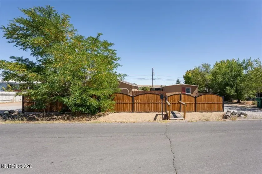 5640 Duclercque, Sun Valley, Nevada 89433, 3 Bedrooms Bedrooms, ,2 BathroomsBathrooms,Residential,Residential,Duclercque,0,260011906