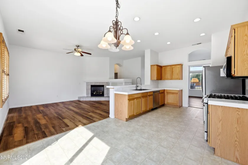 17855 Thunder Ridge, Reno, Nevada 89508, 3 Bedrooms Bedrooms, ,2 BathroomsBathrooms,Residential,Residential,Thunder Ridge,0,260011908