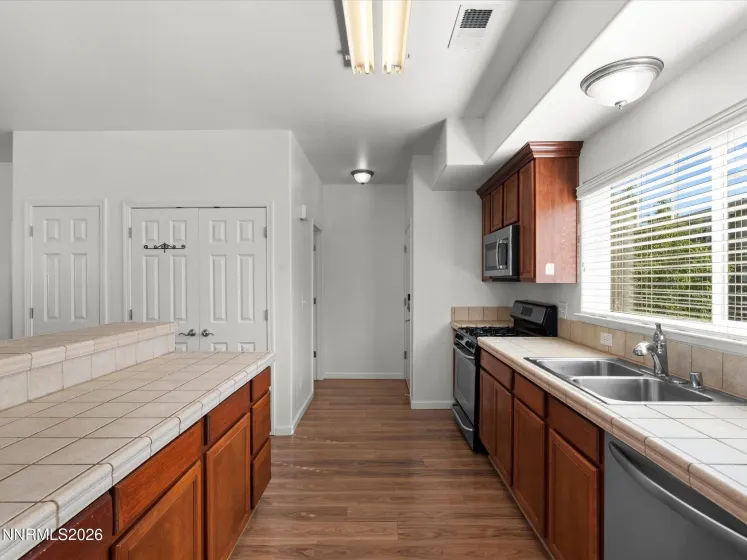 655 Stacie Nicole, Reno, Nevada 89503, 3 Bedrooms Bedrooms, ,3 BathroomsBathrooms,Residential,Residential,Stacie Nicole,0,260011911