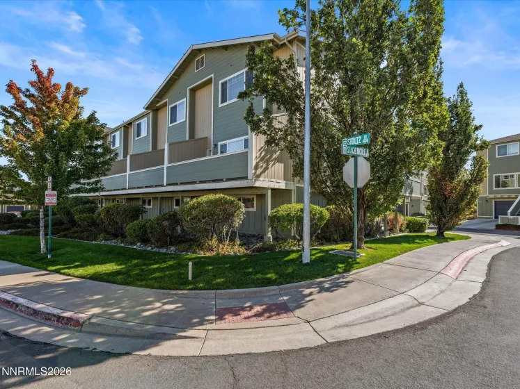 655 Stacie Nicole, Reno, Nevada 89503, 3 Bedrooms Bedrooms, ,3 BathroomsBathrooms,Residential,Residential,Stacie Nicole,0,260011911