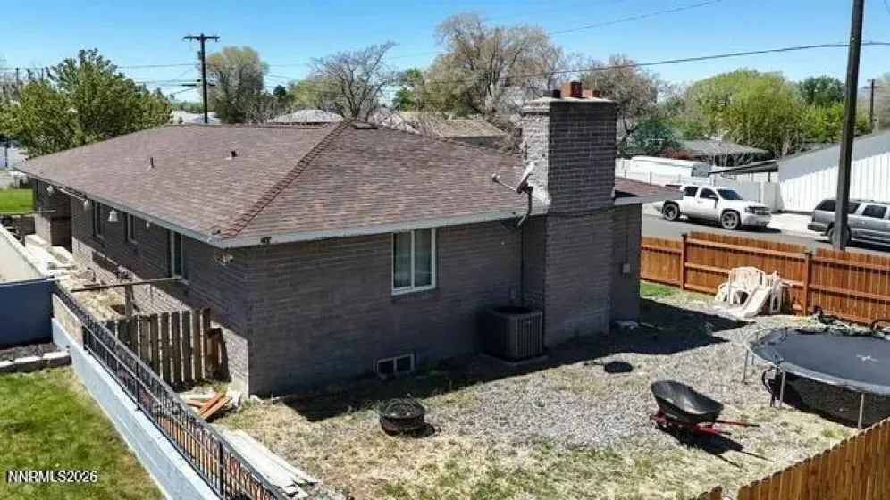 100 Pleasant, Winnemucca, Nevada 89445, 5 Bedrooms Bedrooms, ,2 BathroomsBathrooms,Residential,Residential,Pleasant,0,260011912