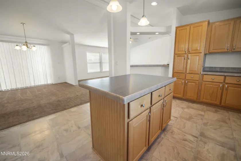 Kitchen Island w/power