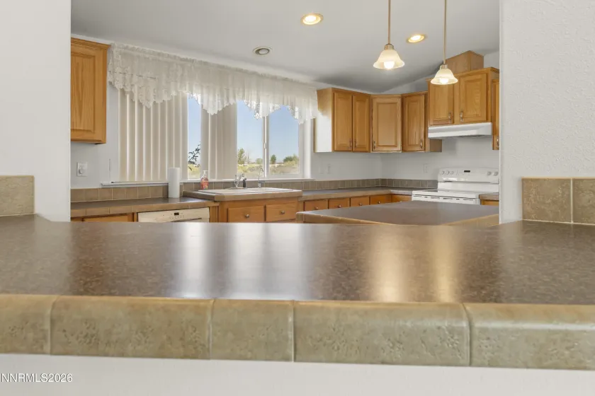 Breakfast bar