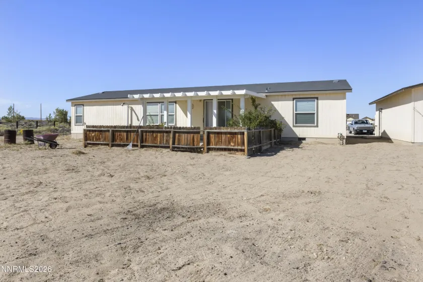 4301 Horseshoe, Fallon, Nevada 89406, 3 Bedrooms Bedrooms, ,2 BathroomsBathrooms,Residential,Residential,Horseshoe,0,260011913