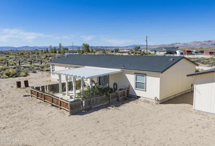 4301 Horseshoe, Fallon, Nevada 89406, 3 Bedrooms Bedrooms, ,2 BathroomsBathrooms,Residential,Residential,Horseshoe,0,260011913