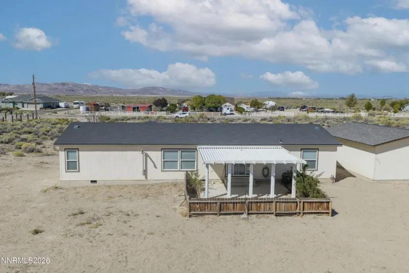 4301 Horseshoe, Fallon, Nevada 89406, 3 Bedrooms Bedrooms, ,2 BathroomsBathrooms,Residential,Residential,Horseshoe,0,260011913