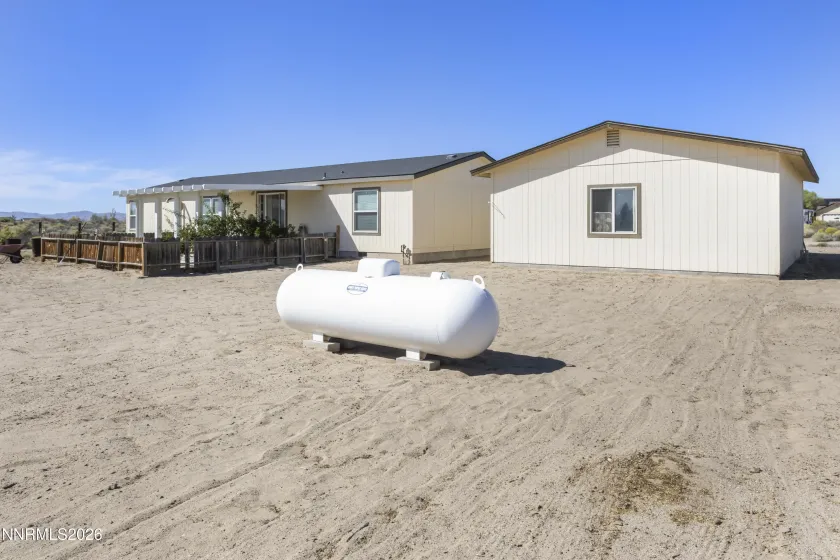 4301 Horseshoe, Fallon, Nevada 89406, 3 Bedrooms Bedrooms, ,2 BathroomsBathrooms,Residential,Residential,Horseshoe,0,260011913