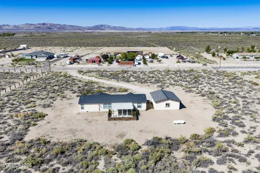 4301 Horseshoe, Fallon, Nevada 89406, 3 Bedrooms Bedrooms, ,2 BathroomsBathrooms,Residential,Residential,Horseshoe,0,260011913