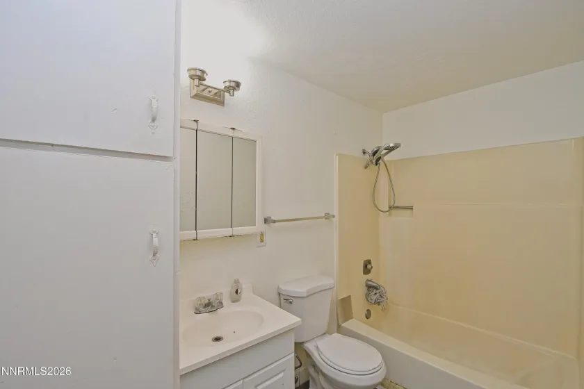1140 E, Sparks, Nevada 89431, 1 Bedroom Bedrooms, ,1 BathroomBathrooms,Residential Lease,Manufactured,E,0,260011918