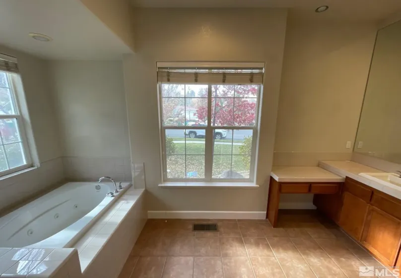 1850 Sun Shadow, Reno, Nevada 89523, 4 Bedrooms Bedrooms, ,4 BathroomsBathrooms,Residential Lease,Manufactured,Sun Shadow,0,260011924