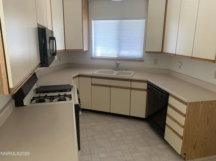 3285 Socrates, Reno, Nevada 89512, 4 Bedrooms Bedrooms, ,3 BathroomsBathrooms,Residential,Residential,Socrates,0,260011928