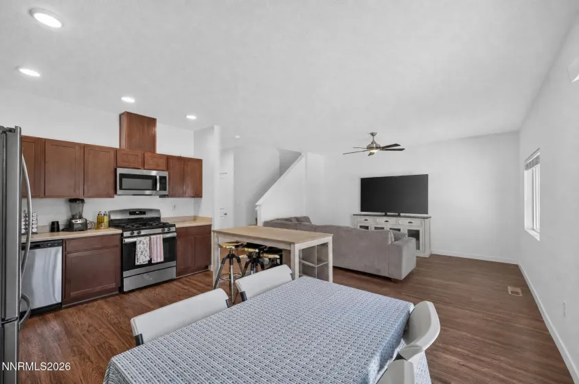 237 Goss, Dayton, Nevada 89403, 3 Bedrooms Bedrooms, ,3 BathroomsBathrooms,Residential,Residential,Goss,0,260011930
