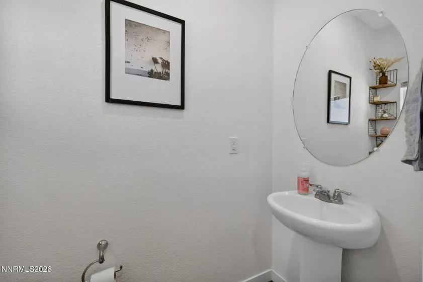 237 Goss, Dayton, Nevada 89403, 3 Bedrooms Bedrooms, ,3 BathroomsBathrooms,Residential,Residential,Goss,0,260011930