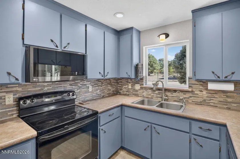 2291 Empire, Reno, Nevada 89521, 3 Bedrooms Bedrooms, ,2 BathroomsBathrooms,Residential,Residential,Empire,0,260011931