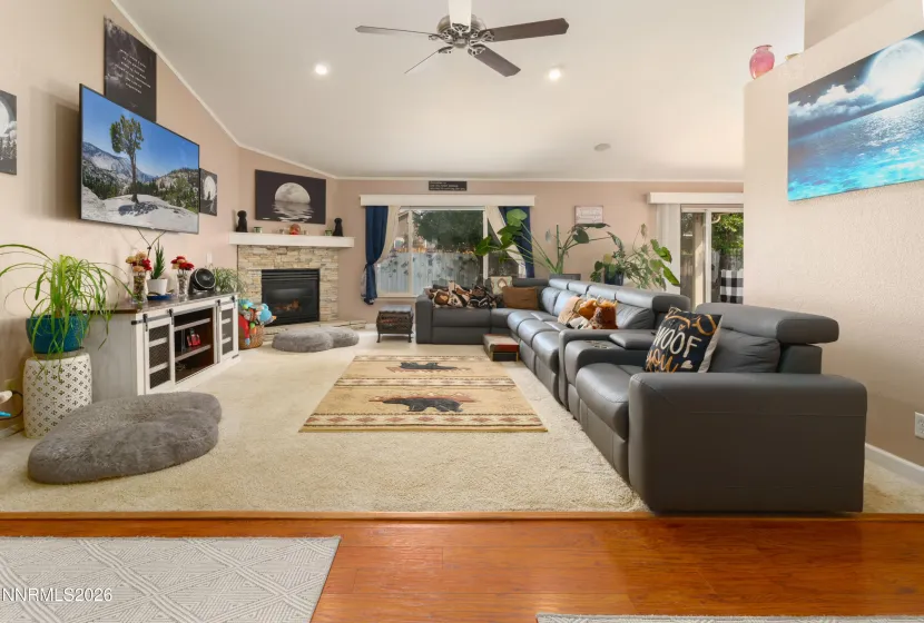 1020 Ridgeview, Carson City, Nevada 89705, 3 Bedrooms Bedrooms, ,2 BathroomsBathrooms,Residential,Residential,Ridgeview,0,260011932