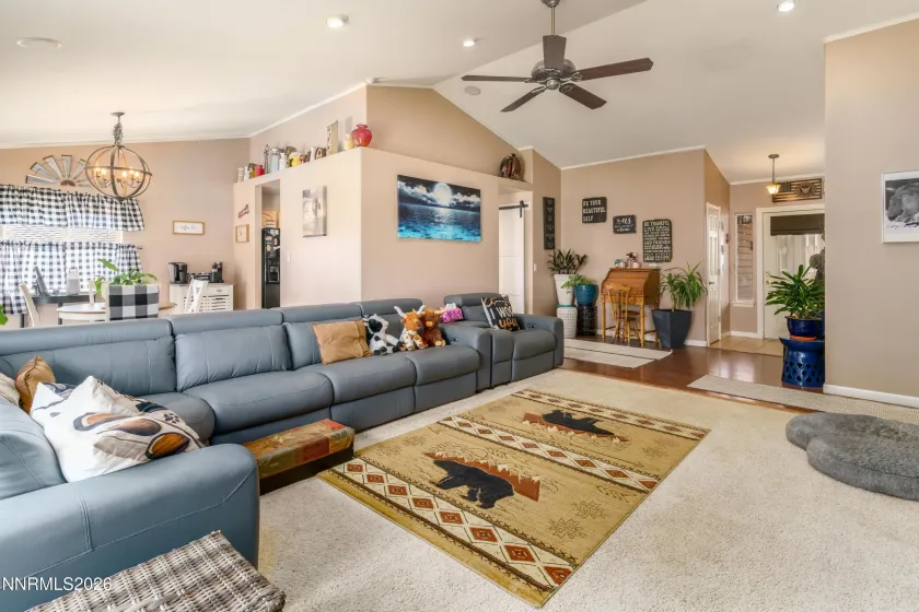 1020 Ridgeview, Carson City, Nevada 89705, 3 Bedrooms Bedrooms, ,2 BathroomsBathrooms,Residential,Residential,Ridgeview,0,260011932
