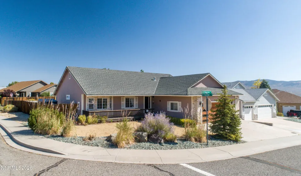 1020 Ridgeview, Carson City, Nevada 89705, 3 Bedrooms Bedrooms, ,2 BathroomsBathrooms,Residential,Residential,Ridgeview,0,260011932