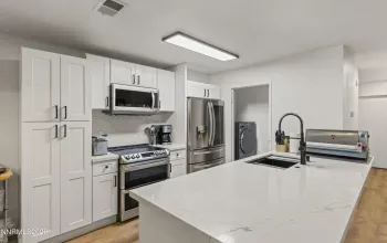 3230 Wedekind, Sparks, Nevada 89431, 2 Bedrooms Bedrooms, ,2 BathroomsBathrooms,Residential,Residential,Wedekind,0,260011952