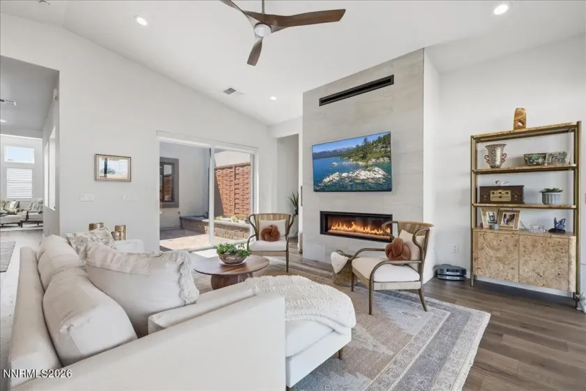 14062 Wingspread, Reno, Nevada 89521, 3 Bedrooms Bedrooms, ,4 BathroomsBathrooms,Residential,Residential,Wingspread,0,260011935
