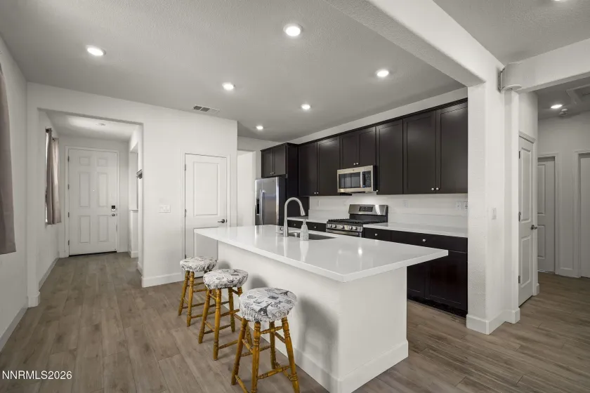 6182 Farm House, Sparks, Nevada 89436, 3 Bedrooms Bedrooms, ,2 BathroomsBathrooms,Residential,Residential,Farm House,0,260011937