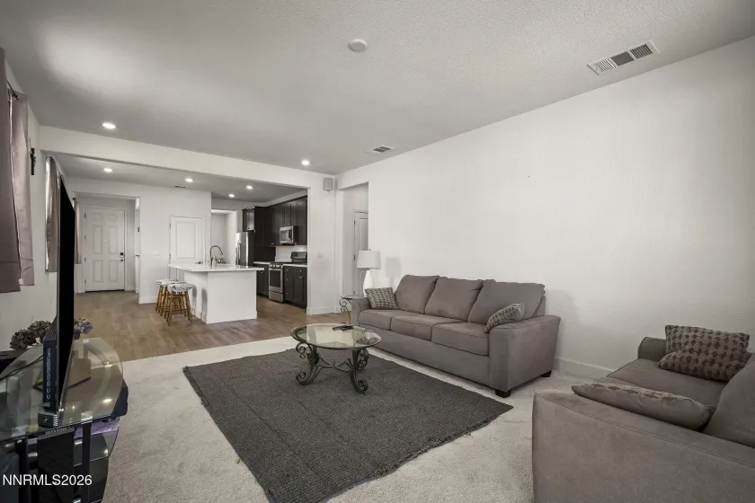 6182 Farm House, Sparks, Nevada 89436, 3 Bedrooms Bedrooms, ,2 BathroomsBathrooms,Residential,Residential,Farm House,0,260011937