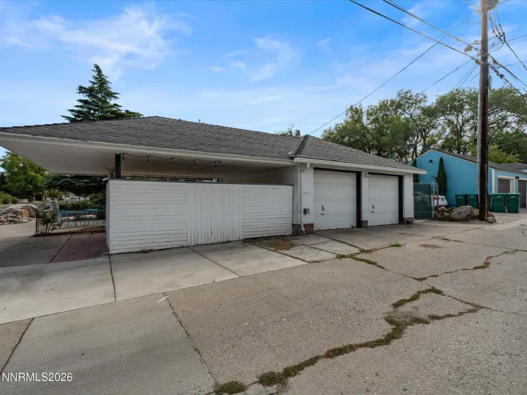 341 Arroyo, Reno, Nevada 89509, 4 Bedrooms Bedrooms, ,4 BathroomsBathrooms,Residential Income,Residential,Arroyo,0,260011940
