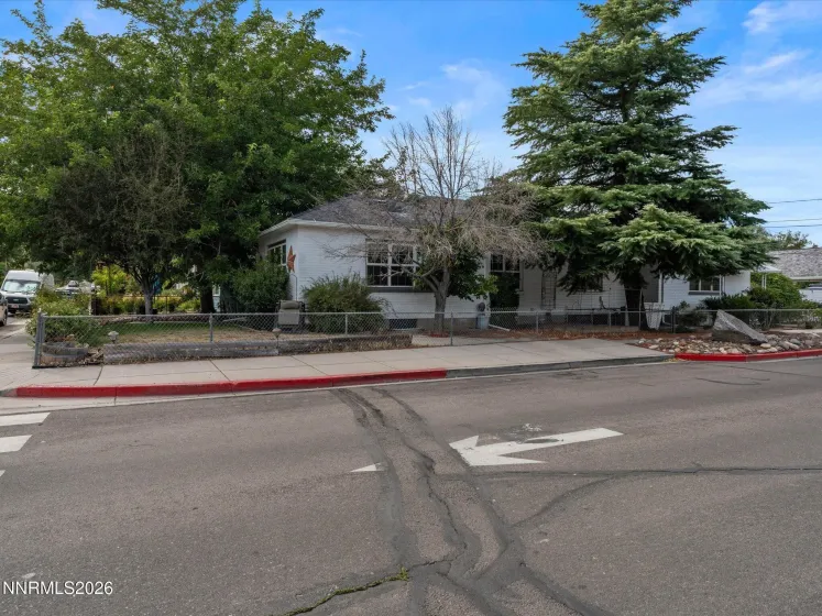 341 Arroyo, Reno, Nevada 89509, 4 Bedrooms Bedrooms, ,4 BathroomsBathrooms,Residential Income,Residential,Arroyo,0,260011940