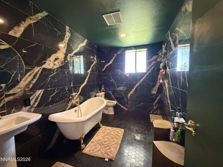145 Esmeralda, Washoe Valley, Nevada 89704, 4 Bedrooms Bedrooms, ,5 BathroomsBathrooms,Residential,Residential,Esmeralda,0,260011947