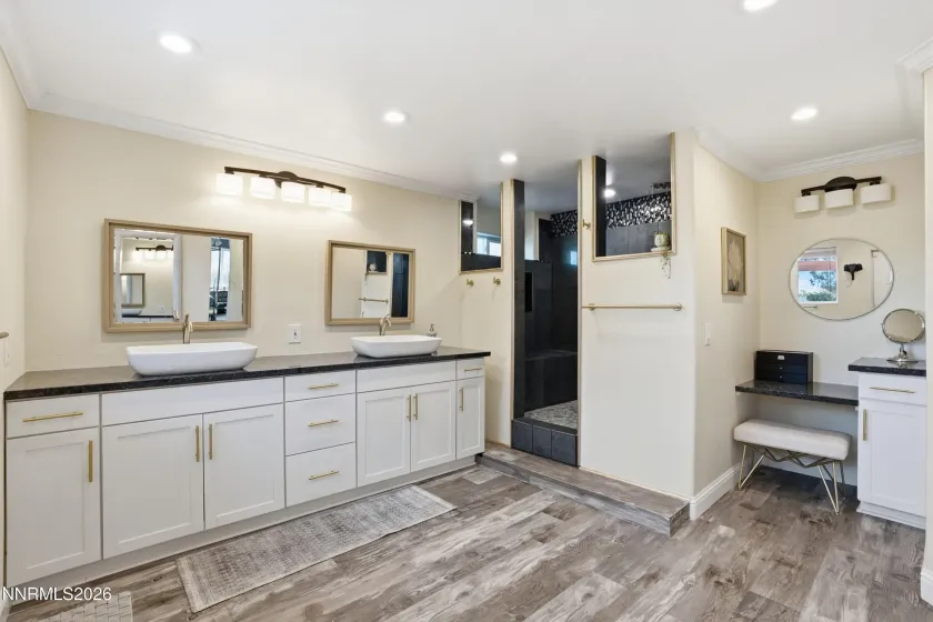 5750 Whitman, Washoe Valley, Nevada 89704, 5 Bedrooms Bedrooms, ,3 BathroomsBathrooms,Residential,Residential,Whitman,0,260011949