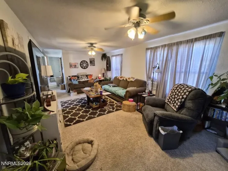 350 Vine, Fernley, Nevada 89408, 3 Bedrooms Bedrooms, ,2 BathroomsBathrooms,Residential,Residential,Vine,0,260011950