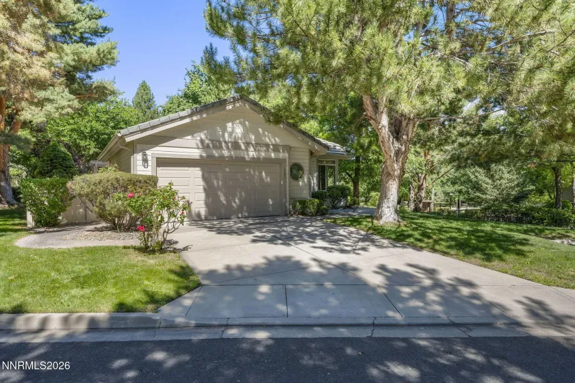 3905 Innsbruck, Reno, Nevada 89519, 2 Bedrooms Bedrooms, ,3 BathroomsBathrooms,Residential,Residential,Innsbruck,0,260009819
