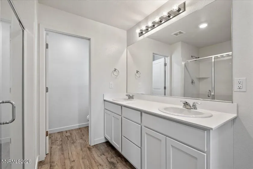 8879 Gazing Star, Reno, Nevada 89506, 3 Bedrooms Bedrooms, ,3 BathroomsBathrooms,Residential,Residential,Gazing Star,0,260011964