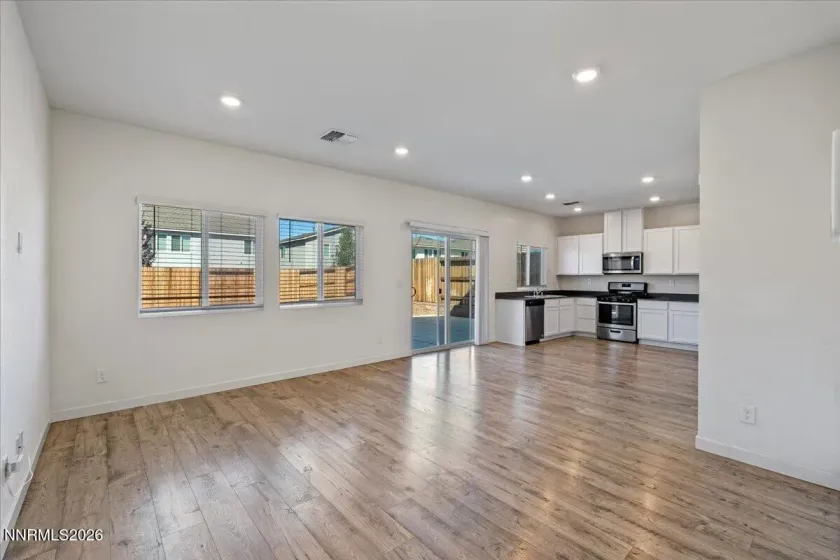 8879 Gazing Star, Reno, Nevada 89506, 3 Bedrooms Bedrooms, ,3 BathroomsBathrooms,Residential,Residential,Gazing Star,0,260011964