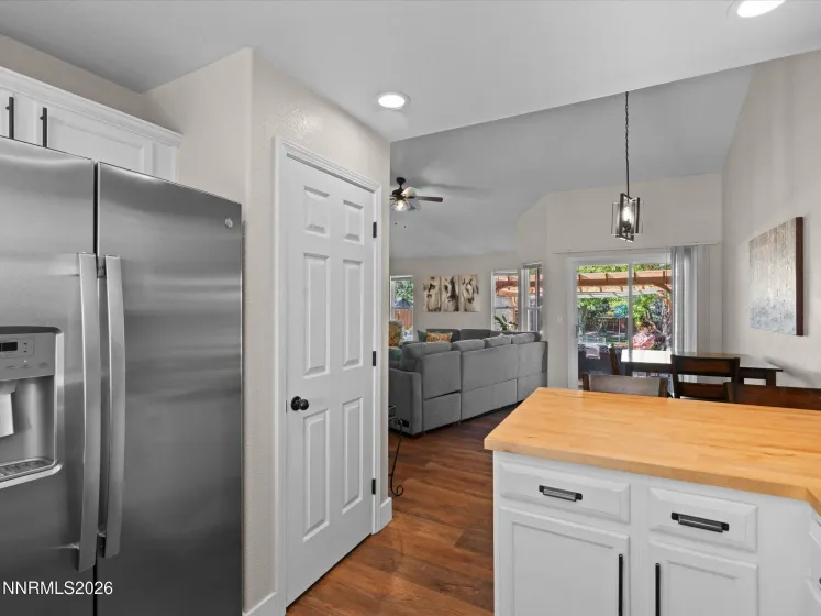162 Gardengate, Carson City, Nevada 89706, 3 Bedrooms Bedrooms, ,2 BathroomsBathrooms,Residential,Residential,Gardengate,0,260011965