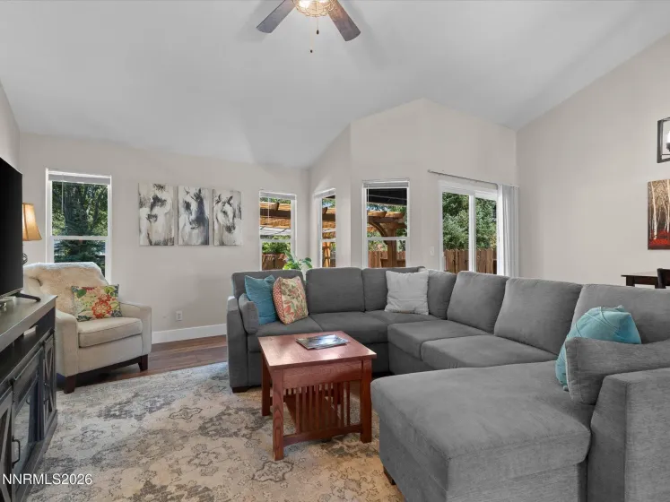162 Gardengate, Carson City, Nevada 89706, 3 Bedrooms Bedrooms, ,2 BathroomsBathrooms,Residential,Residential,Gardengate,0,260011965