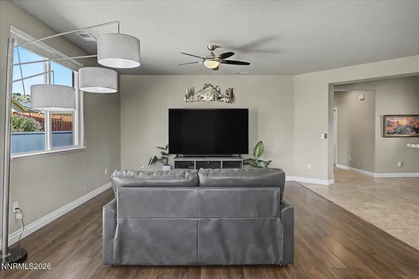 18639 Haskell Peak, Reno, Nevada 89508, 4 Bedrooms Bedrooms, ,2 BathroomsBathrooms,Residential,Residential,Haskell Peak,0,260011968