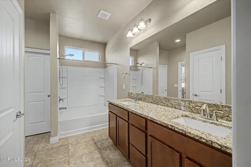 18639 Haskell Peak, Reno, Nevada 89508, 4 Bedrooms Bedrooms, ,2 BathroomsBathrooms,Residential,Residential,Haskell Peak,0,260011968