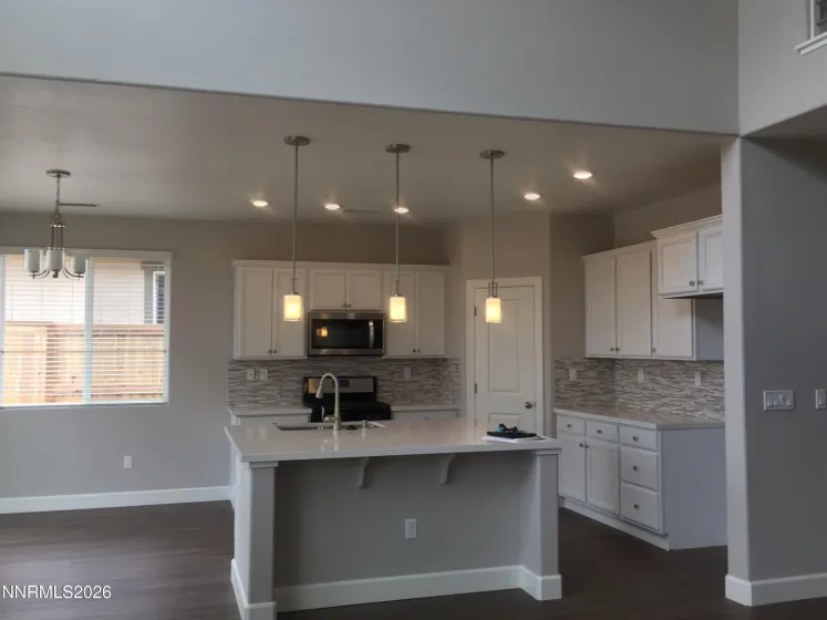 1206 Silver Coyote, Sparks, Nevada 89436, 4 Bedrooms Bedrooms, ,4 BathroomsBathrooms,Residential Lease,Manufactured,Silver Coyote,0,260011975