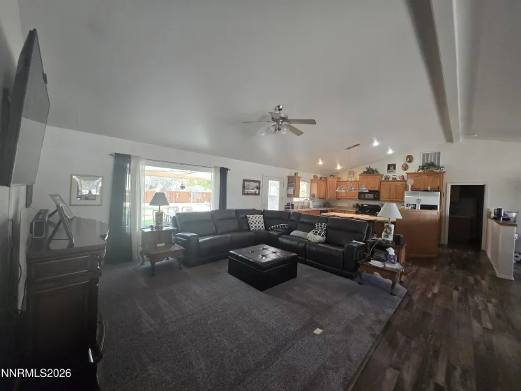 3220 Brookside, Fallon, Nevada 89406, 3 Bedrooms Bedrooms, ,2 BathroomsBathrooms,Residential,Residential,Brookside,0,260011976