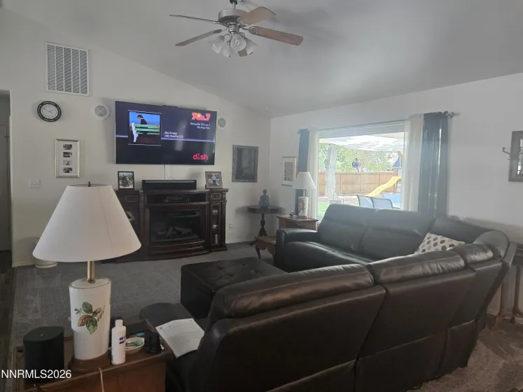 3220 Brookside, Fallon, Nevada 89406, 3 Bedrooms Bedrooms, ,2 BathroomsBathrooms,Residential,Residential,Brookside,0,260011976