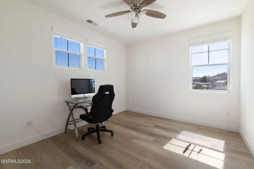 9319 Bay, Reno, Nevada 89506, 5 Bedrooms Bedrooms, ,3 BathroomsBathrooms,Residential,Residential,Bay,0,260011988