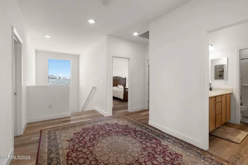 9319 Bay, Reno, Nevada 89506, 5 Bedrooms Bedrooms, ,3 BathroomsBathrooms,Residential,Residential,Bay,0,260011988