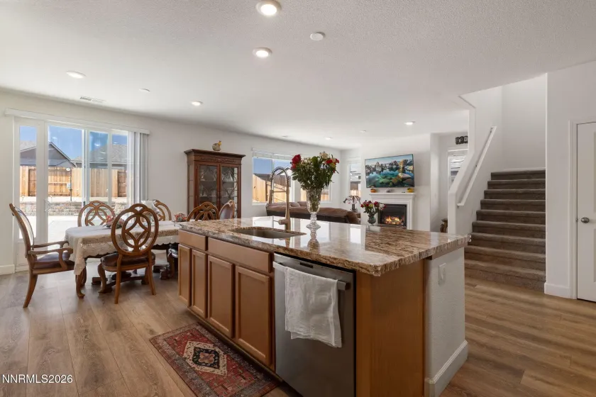 9319 Bay, Reno, Nevada 89506, 5 Bedrooms Bedrooms, ,3 BathroomsBathrooms,Residential,Residential,Bay,0,260011988