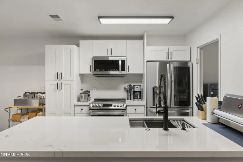 3230 Wedekind, Sparks, Nevada 89431, 2 Bedrooms Bedrooms, ,2 BathroomsBathrooms,Residential,Residential,Wedekind,0,260008725